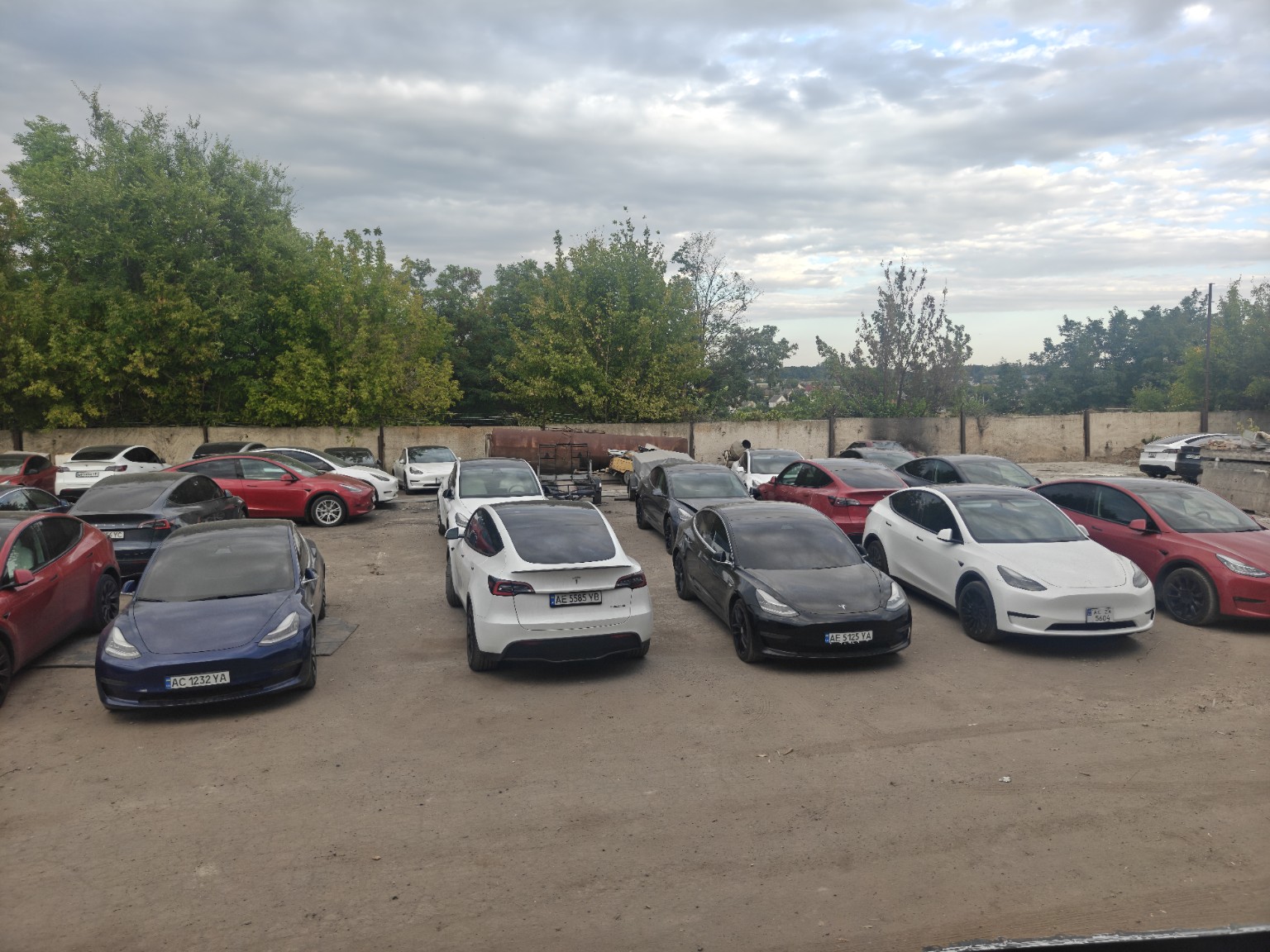 Площадка TeslaGO с Tesla